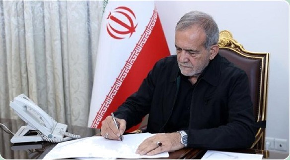 پیام دکتر مسعود پزشکیان، رئیس‌ جمهور محترم به‌ &quot;سیزدهمین‌ آیین‌ اعطای تندیس‌ ملی‌ فداکاری به‌ دانشجویان ایران&quot;
